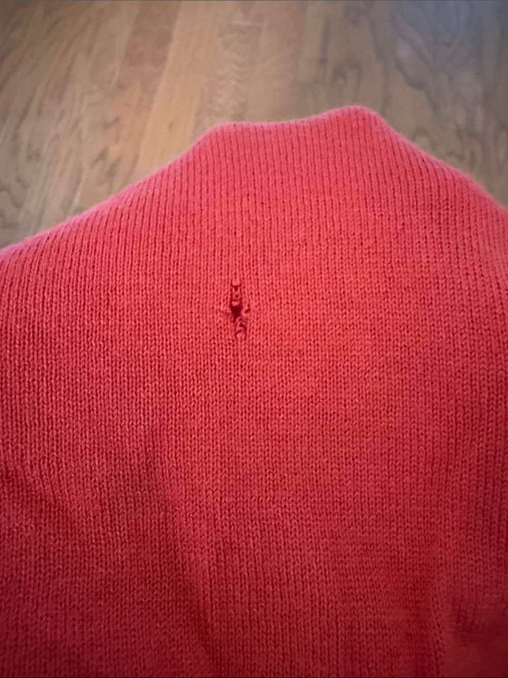 Banana Republic silk cashmere crewneck sweater- flawed - Picture 6 of 7